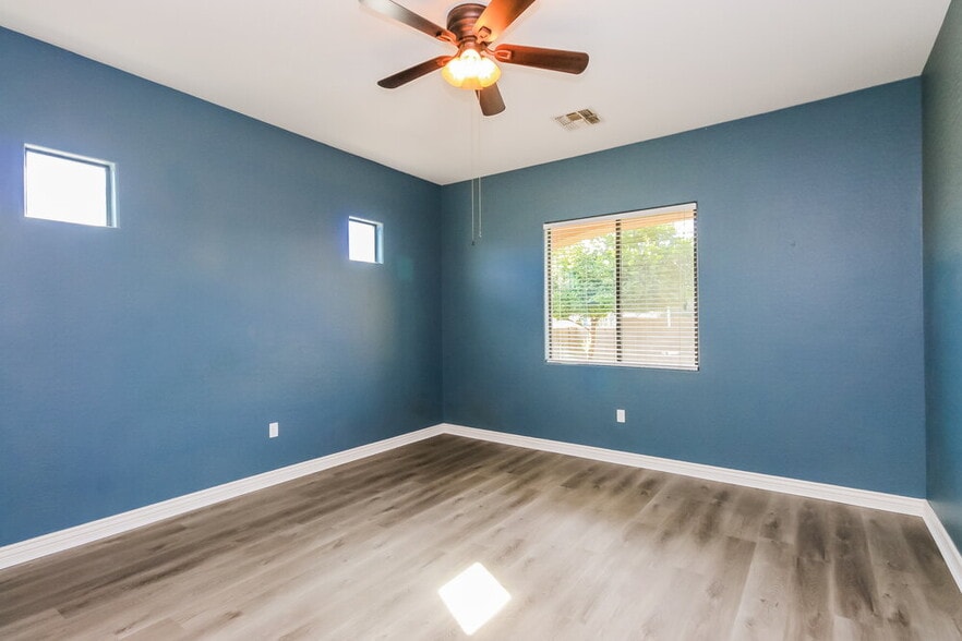 Building Photo - 21549 E Puesta Del Sol