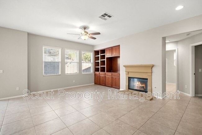 Building Photo - 44704 Mumm St