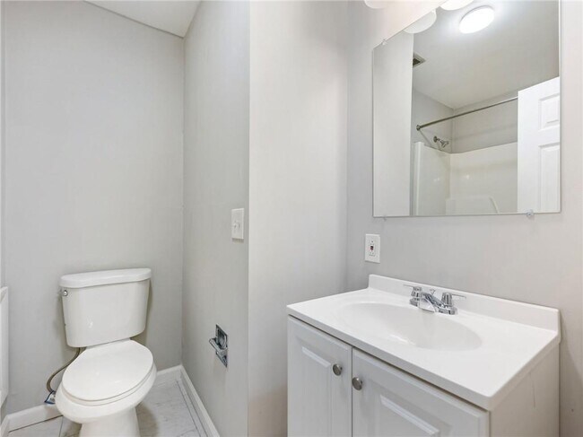 Building Photo - 6500 Gaines Ferry Rd
