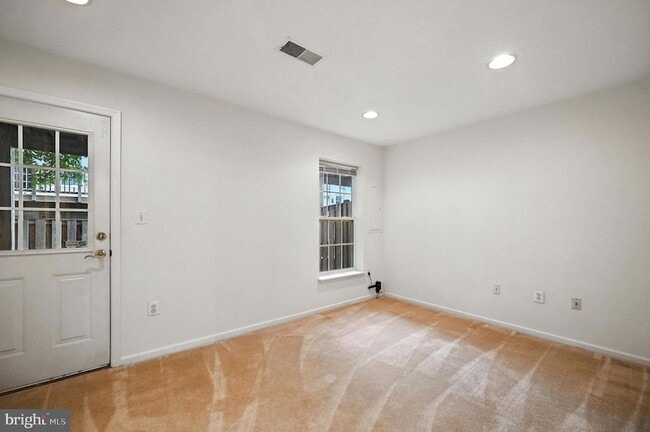 Building Photo - 6949 Banchory Ct