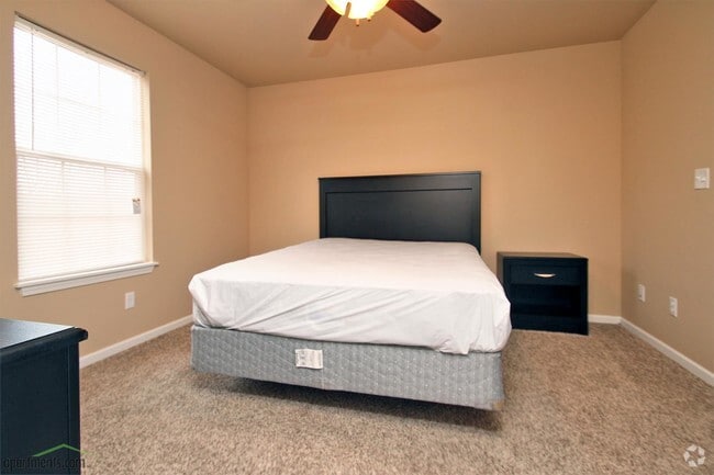 Bedroom - Hunters Ridge