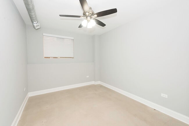 Building Photo - 4117 S Michigan Ave