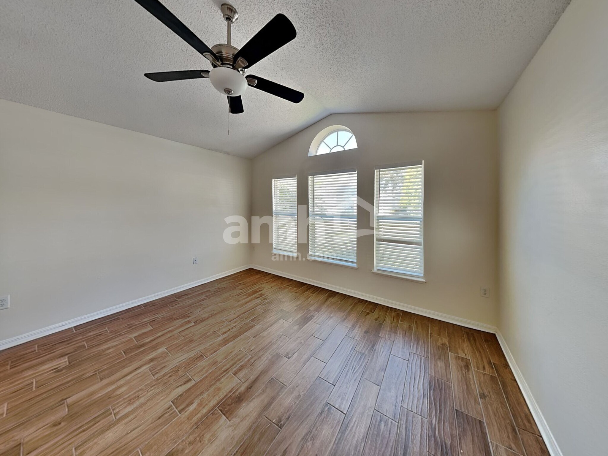 Building Photo - 12904 Brookcrest Pl