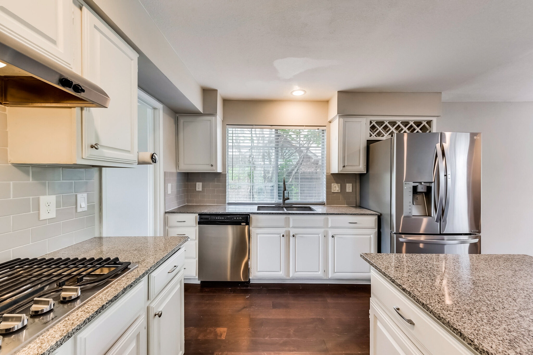 Kitchen - 4231 Crestedge Ln