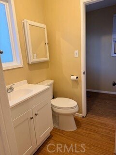 Building Photo - 902 E Francis Ave