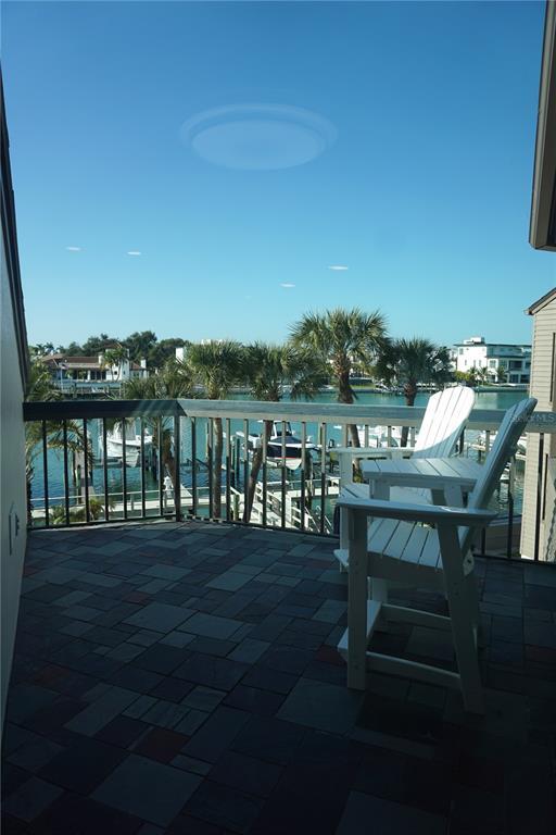 Building Photo - 534 Pinellas Bayway S