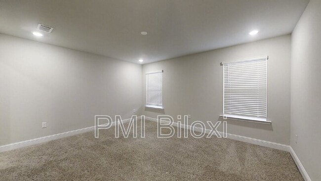 Building Photo - 6467 Eastland Cir