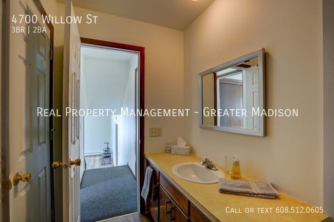 Building Photo - 4700 Willow St
