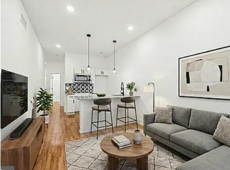 Building Photo - 3312 W Cumberland St