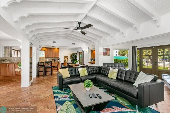 Building Photo - 314 Isle of Capri Dr
