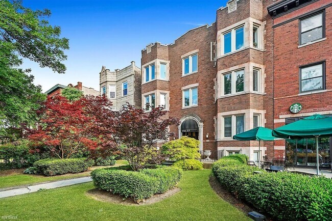 Primary Photo - 2755 W Logan Blvd