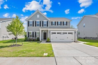 Building Photo - 7106 Waterwheel St SW