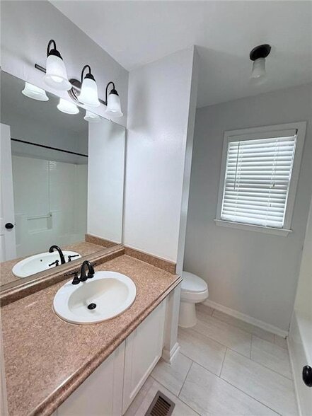 Building Photo - 154 Camden Woods Dr