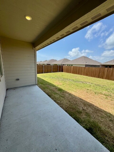 Building Photo - 5036 Waterway Dr