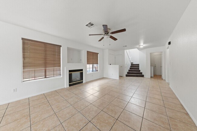 Building Photo - Spacious 4-Bedroom Home on Oversized Lot –...