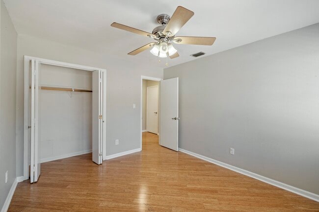 Building Photo - 2387 Gregory Dr