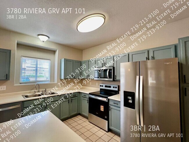Building Photo - 3780 Riviera Grove