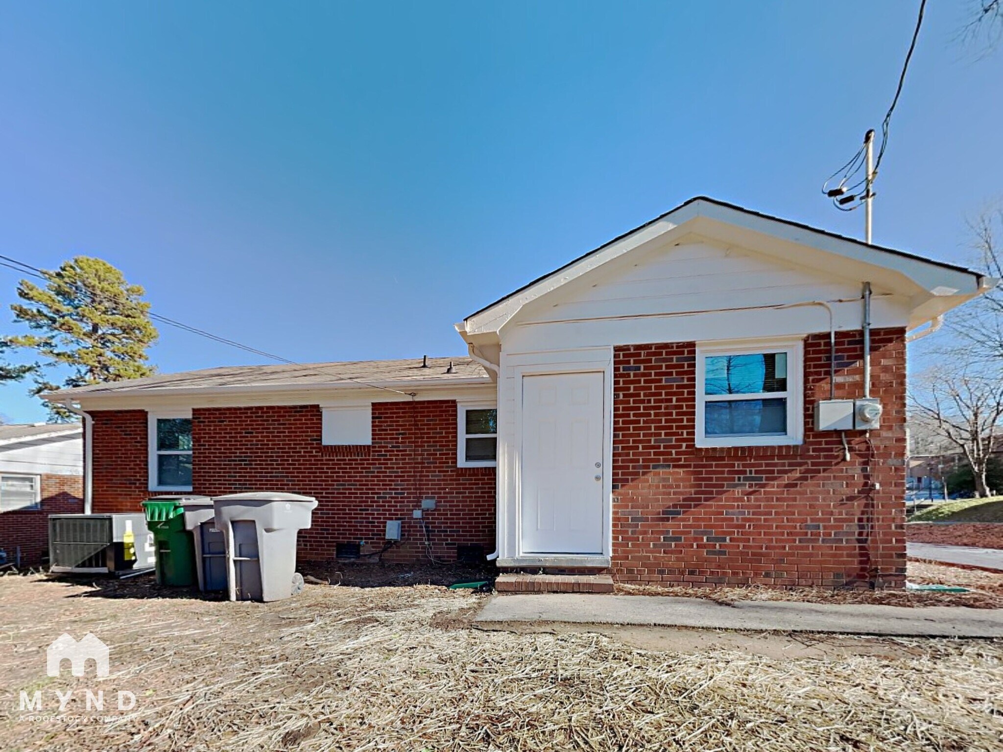 Building Photo - 2414 Heywood Ave