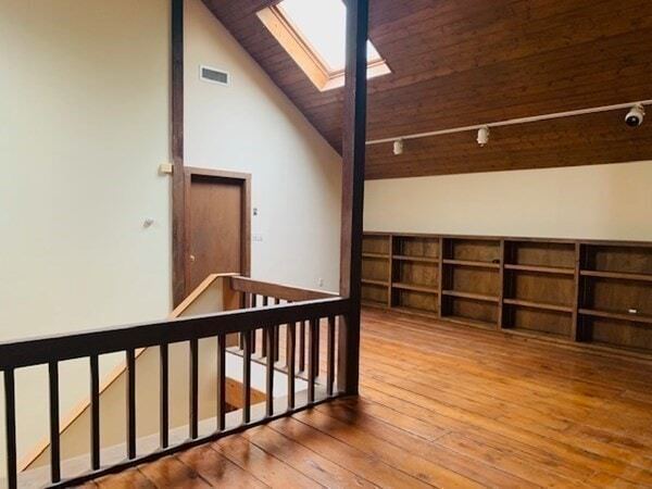 Building Photo - 786 Hemenway St