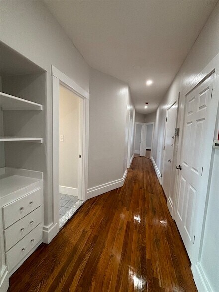 Building Photo - 393-393 Highland Ave