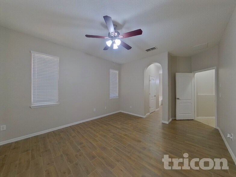 Building Photo - 502 Azalea Bloom Dr