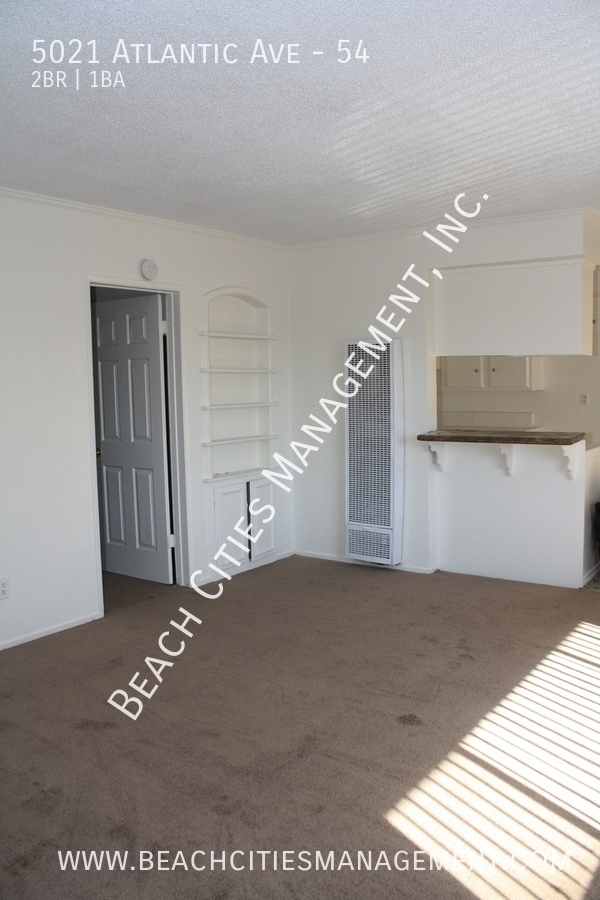 Building Photo - Large 2 Bedroom Condo in Long Beach Coming...