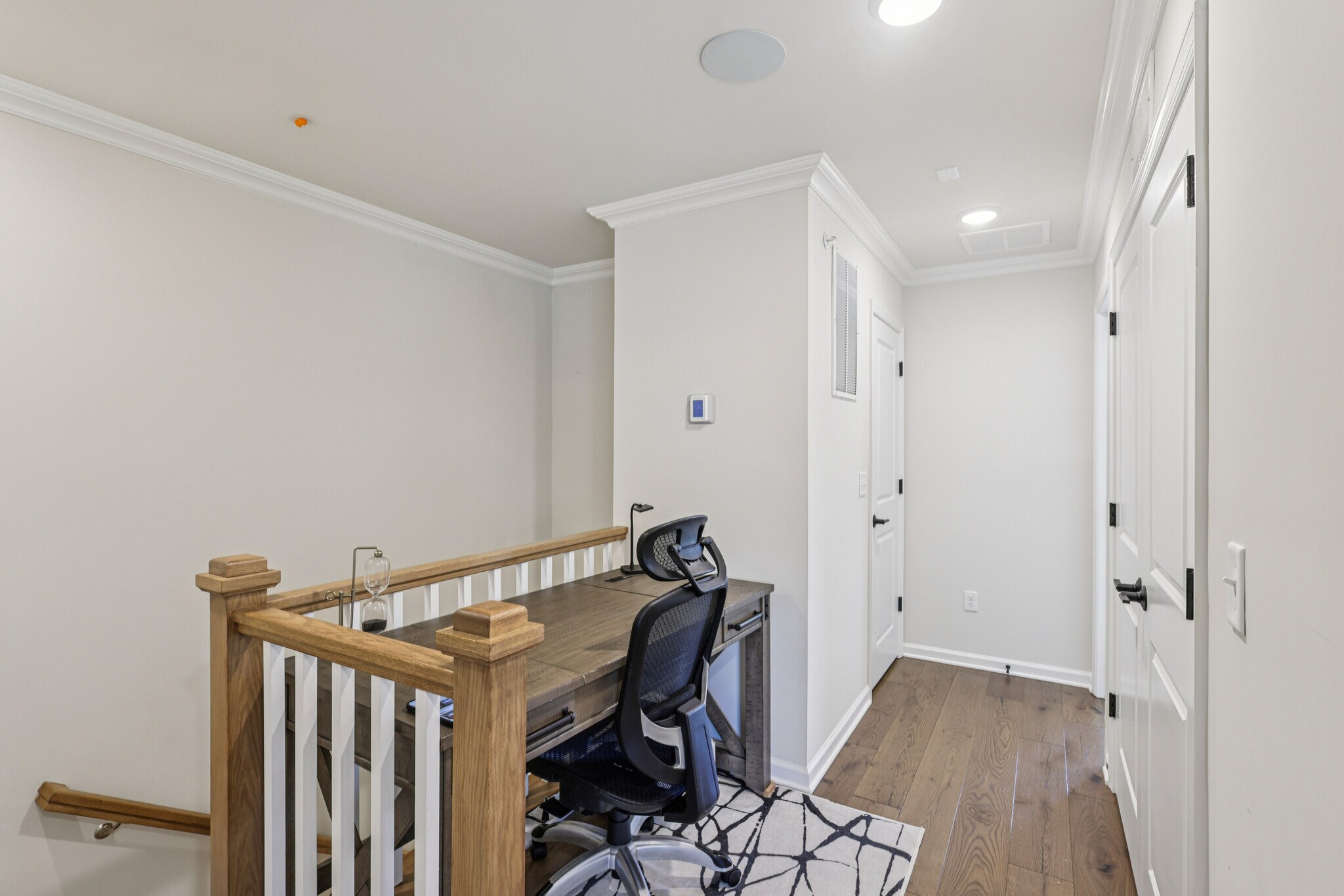 Building Photo - 21 Dahlia Dr