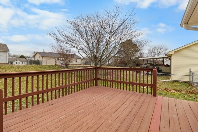 Building Photo - 3437 Kingfisher Dr