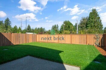 Building Photo - 4 Bed and 2.5 Bath Single-family Home Available for Rent!