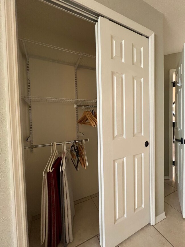 Building Photo - Furnished/Short Term Rental ** Available 5/1/26 ** 3 Bed/2 Bath Condo ** Punta Gorda ** $2,750/mo...