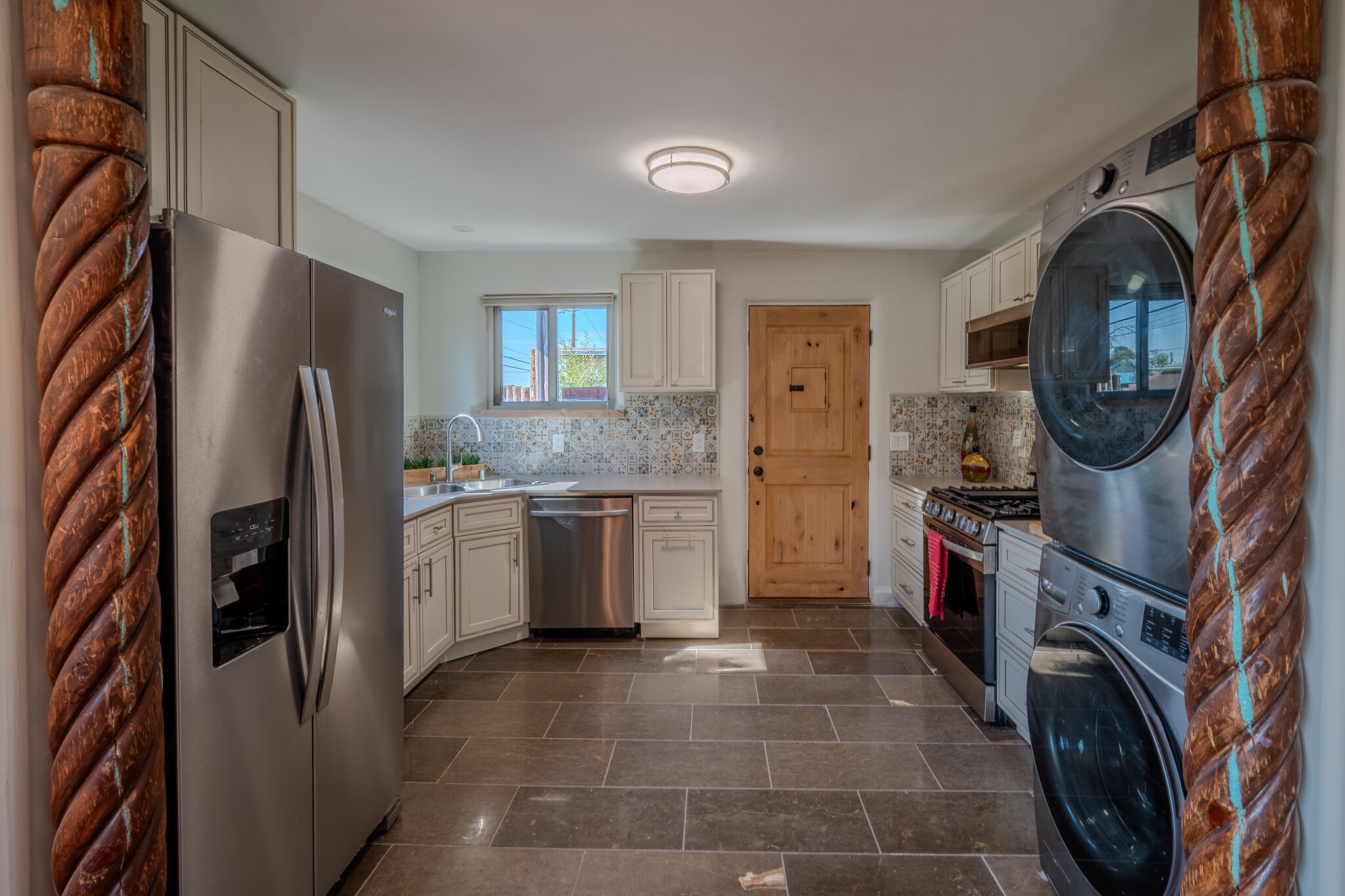 Cooks kitchen - 1417 Agua Fria St