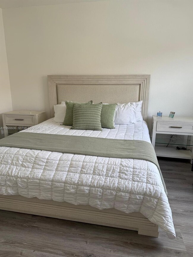 Building Photo - 8781 NW 98th Ct