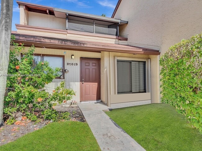 Building Photo - 2701 SW 58th Manor