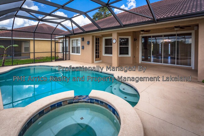 Building Photo - 3960 Sunset Lake Dr