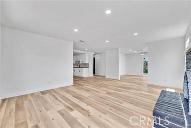 Building Photo - 22960 Cove View St