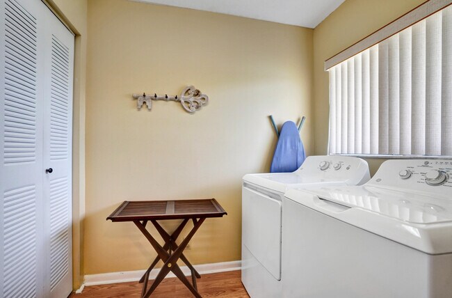 Building Photo - 15235 Lakes of Delray Blvd