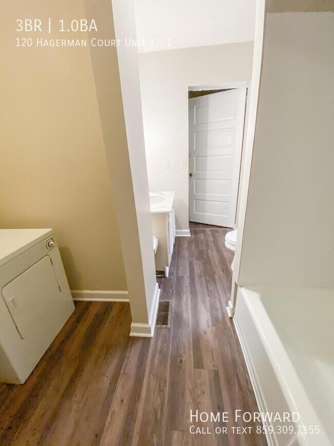 Building Photo - 120 Hagerman Ct