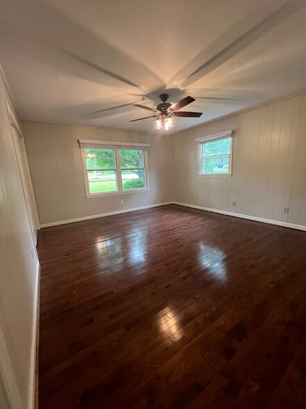 Building Photo - 509 Maverick Rd