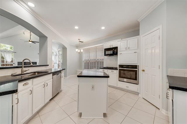 Building Photo - 9013 Crown Point Cir