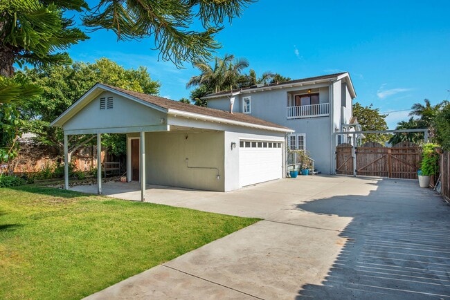 Building Photo - Charming Mesa Farmhouse with Modern Upgrad...