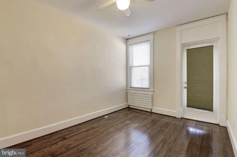 Building Photo - 3122 Warder St NW