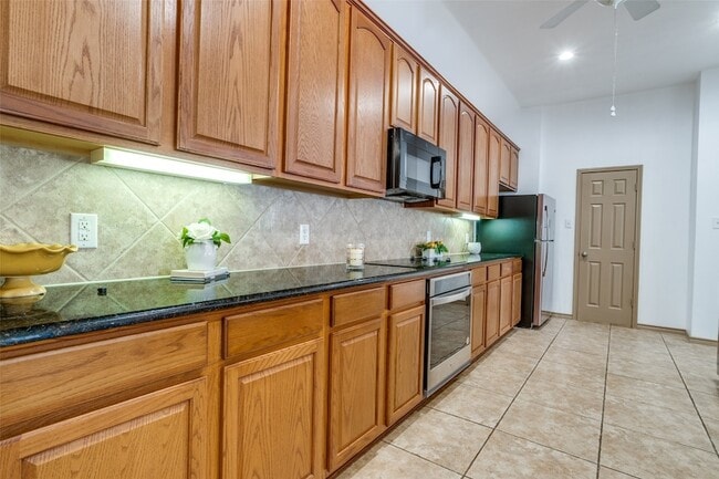 Building Photo - 7586 St Stephen's Square