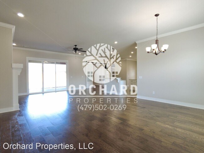 Building Photo - 4 br, 3 bath House - 1228 Giulia Ave.