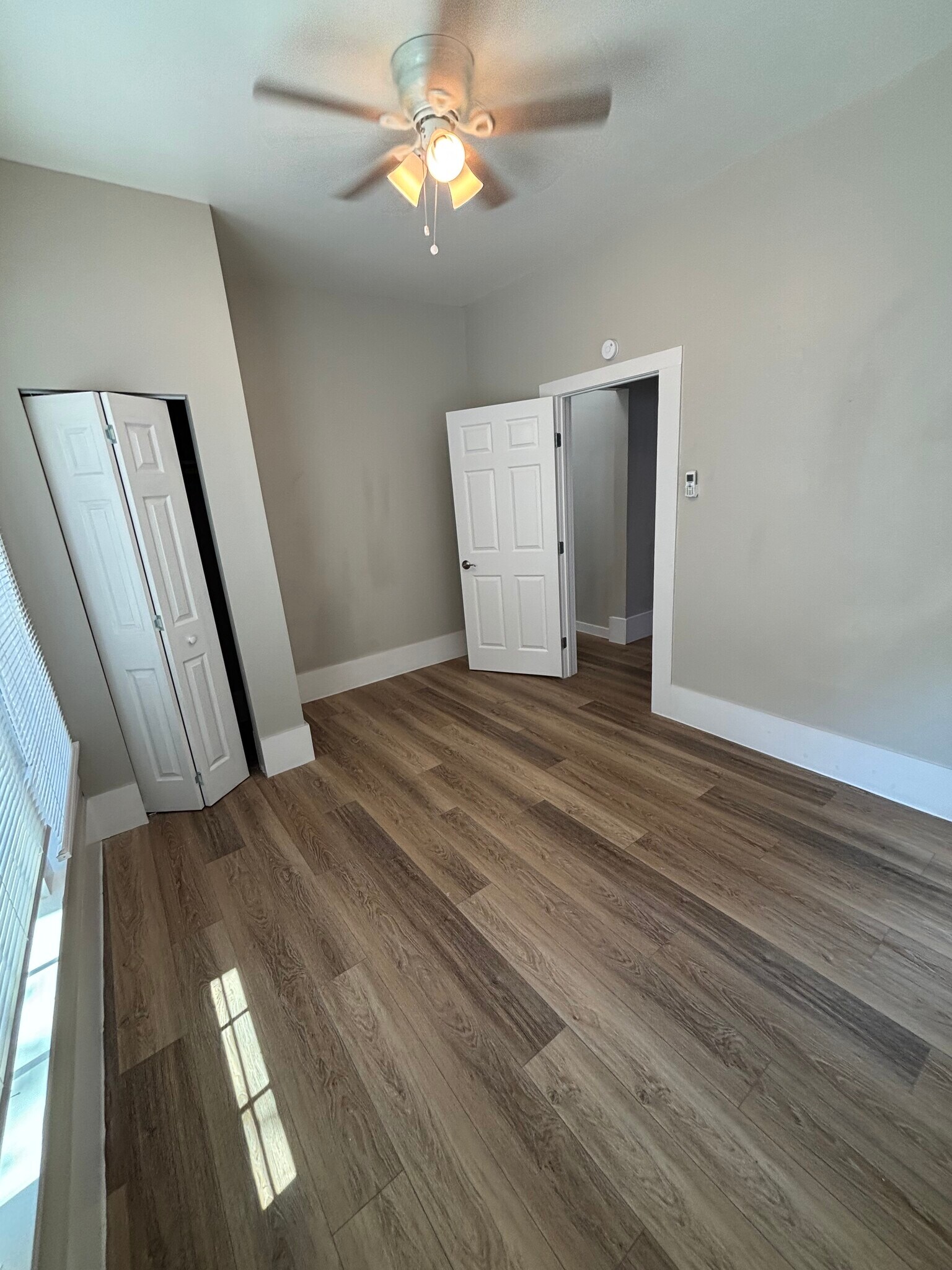 Building Photo - 143 E Baylor