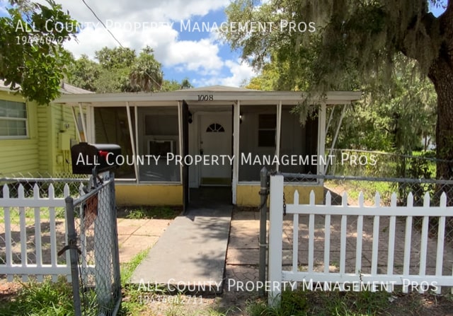 Primary Photo - 1008 7th St E