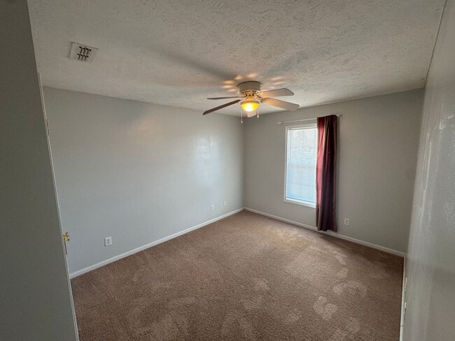 Building Photo - For Rent - Need Space?