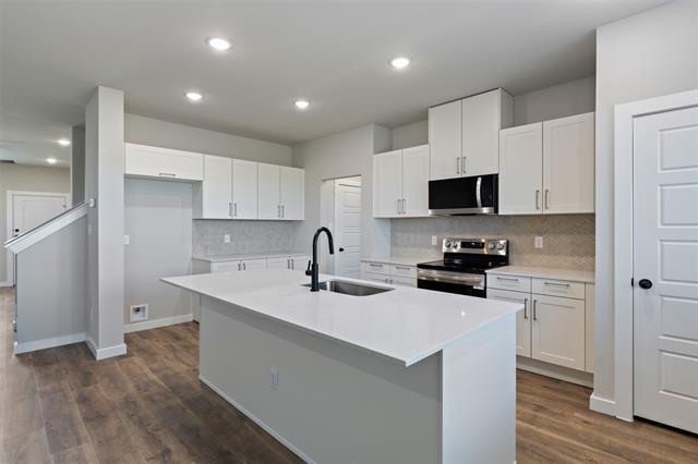 Building Photo - 4060 Lecroy Ct