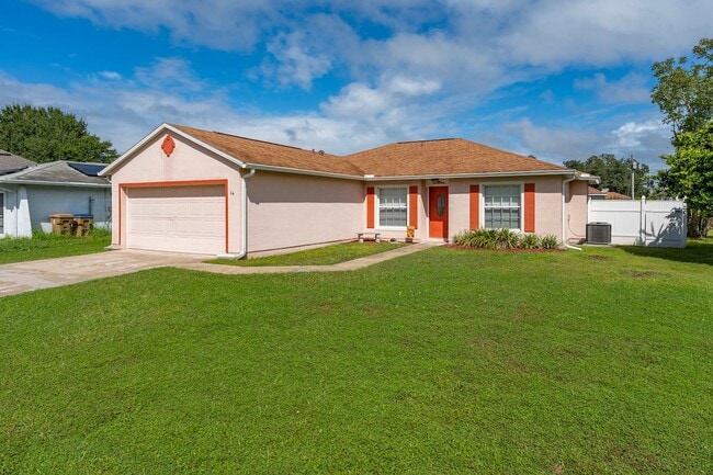Building Photo - Charming 3-Bedroom, 2-Bath Home with 2-Car Garage and Bonus Room in Poinciana!