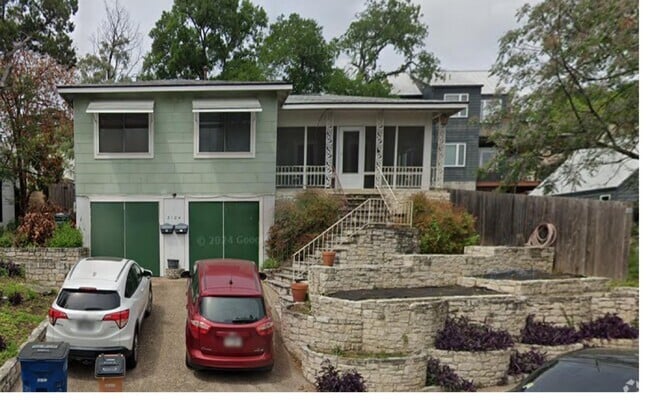 Building Photo - 3104 Tom Green St