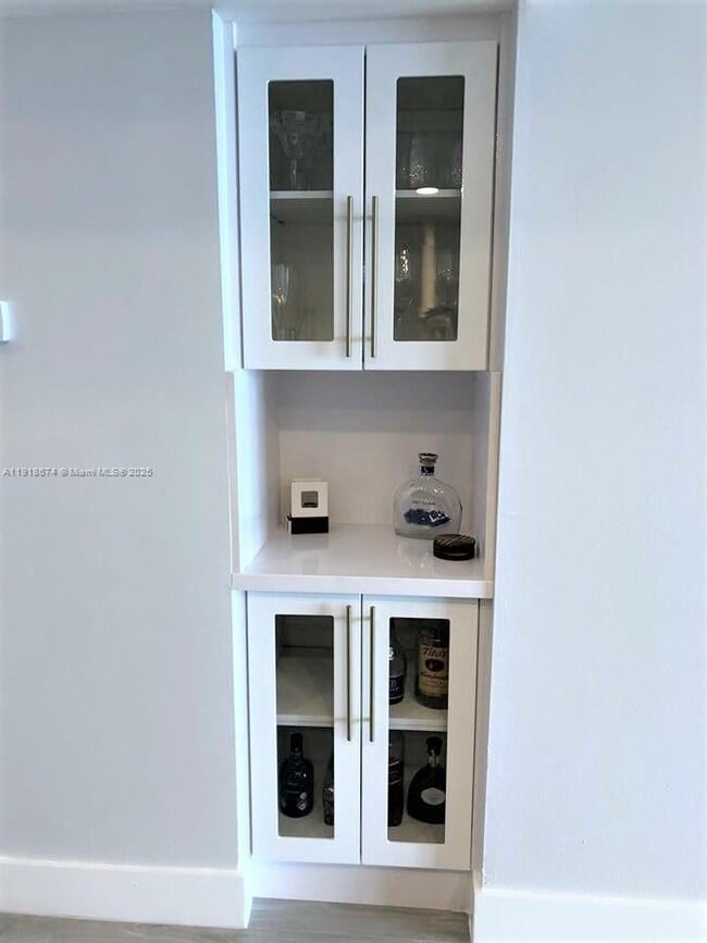 Building Photo - 5701 Collins Ave